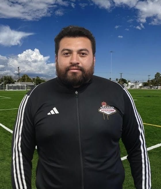 Andres Argueta headshot.